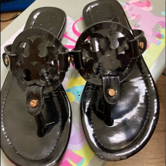 Tory Burch Black~Leather Light Sandals size ~ 6 - Picture 3 of 4